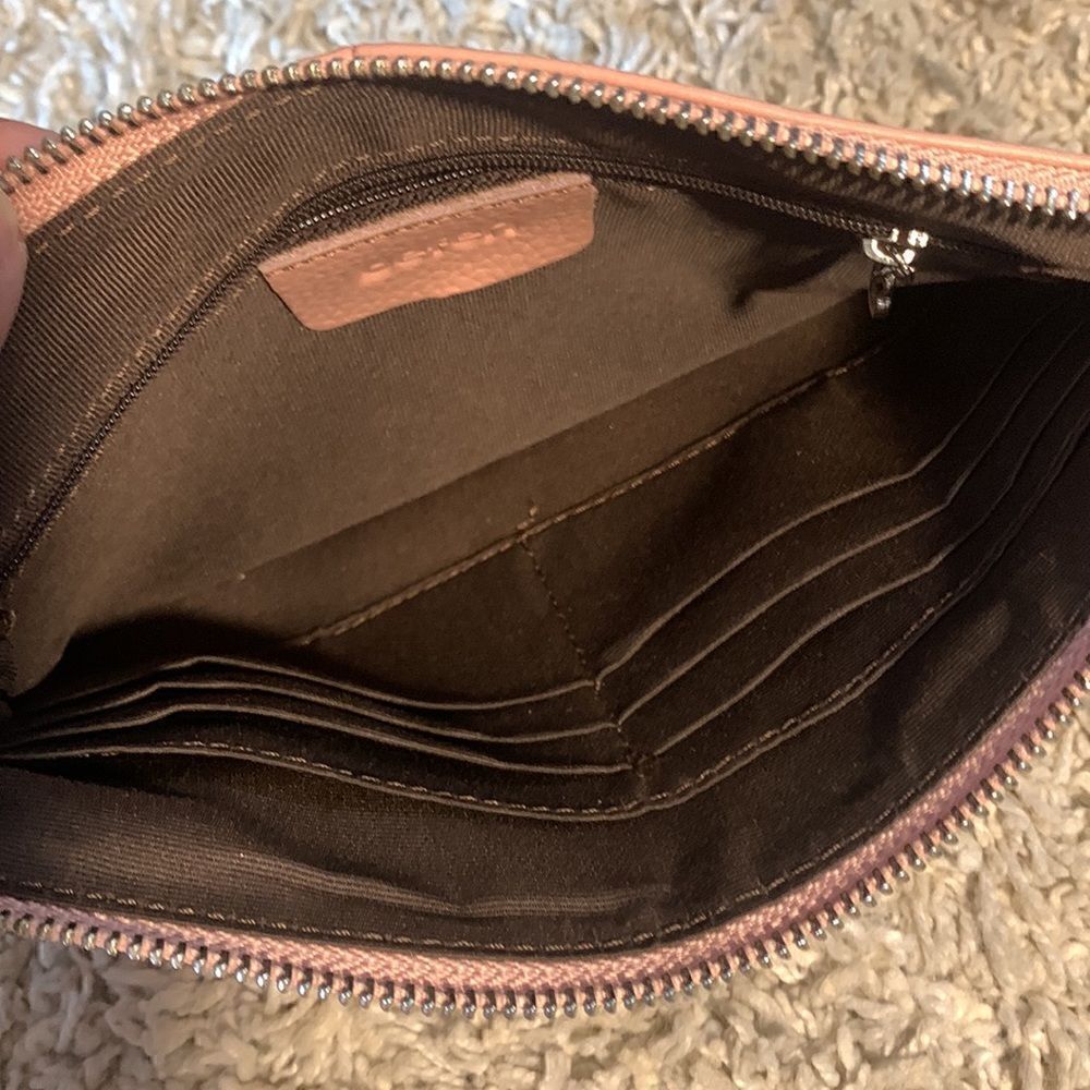 Befen EUC pink wristlet - Picture 3 of 4